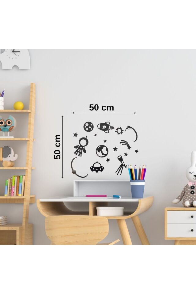 Uzay Temalı Siyah Ahşap Duvar Süsü – Çocuk Odası Dekoru | 50x50 cm | Kendinden Yapışkanlı